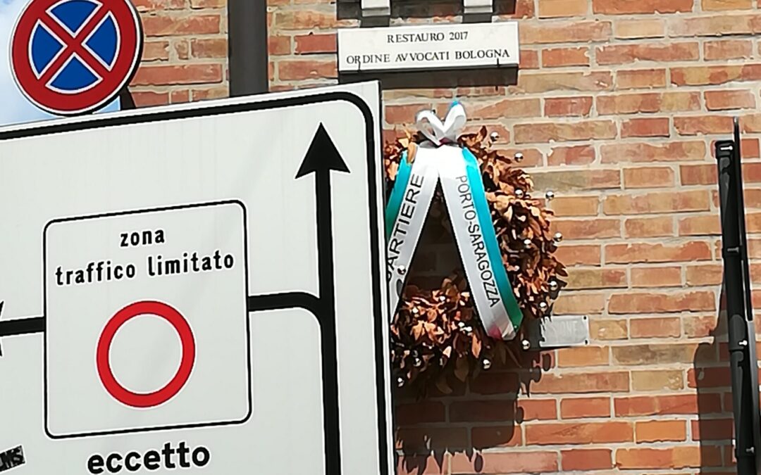 Bologna, dall’1 gennaio 2024 stop ai contrassegni per Euro 4 in ZTL